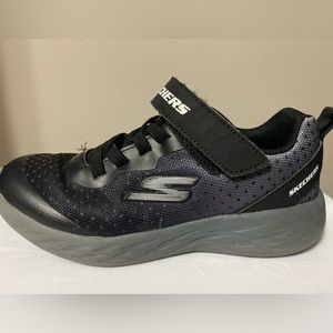 Skechers boys size 2
